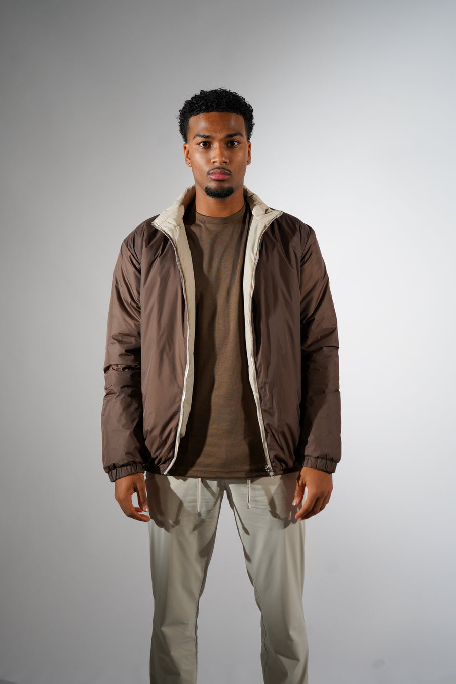 Bruine/beige dubbelzijdig puffer jas